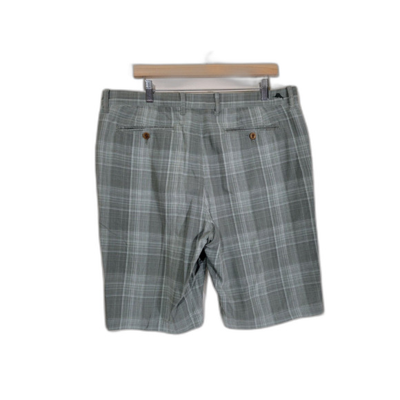Tommy Bahama Men's Green Plaid Shorts - sz 36 - Picture 2 of 7